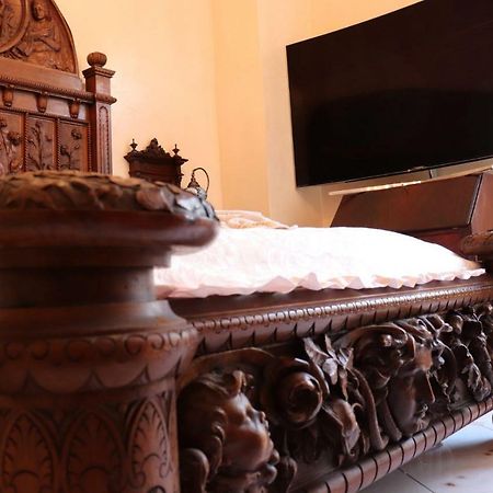 B&B Goldmund Neapol Zewnętrze zdjęcie