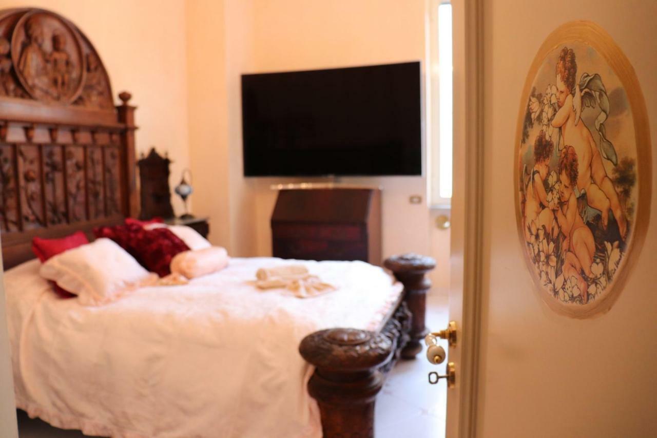 B&B Goldmund Neapol Zewnętrze zdjęcie